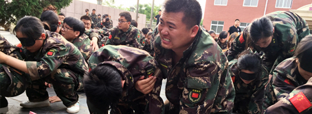 學會感恩，感恩父母給我生命，感恩公司給我平臺！